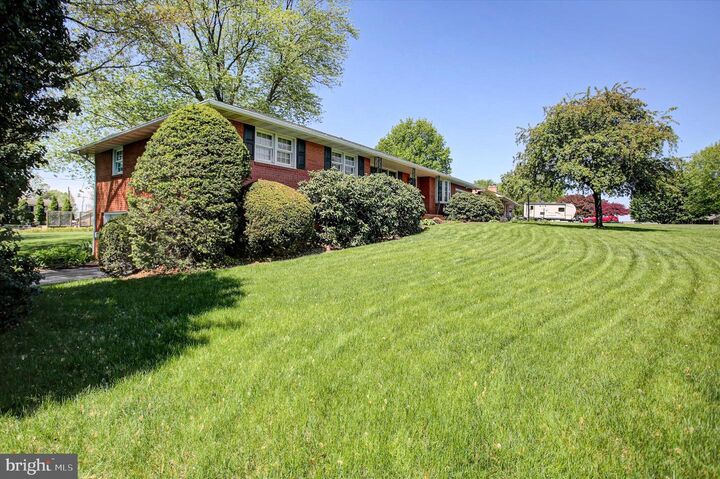 Property Photo:  770 Joy Drive  PA 17225 
