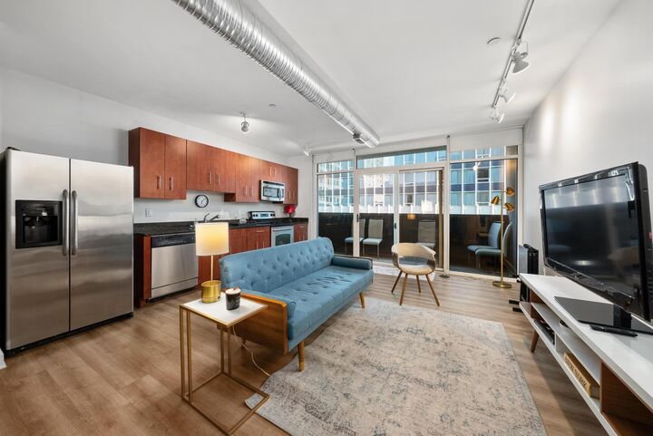 Property Photo:  100 E Gay Street  OH 43215 