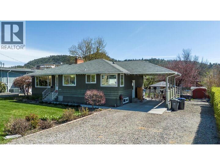 Property Photo: 707 Glenburn Street BC V1Y 4G4