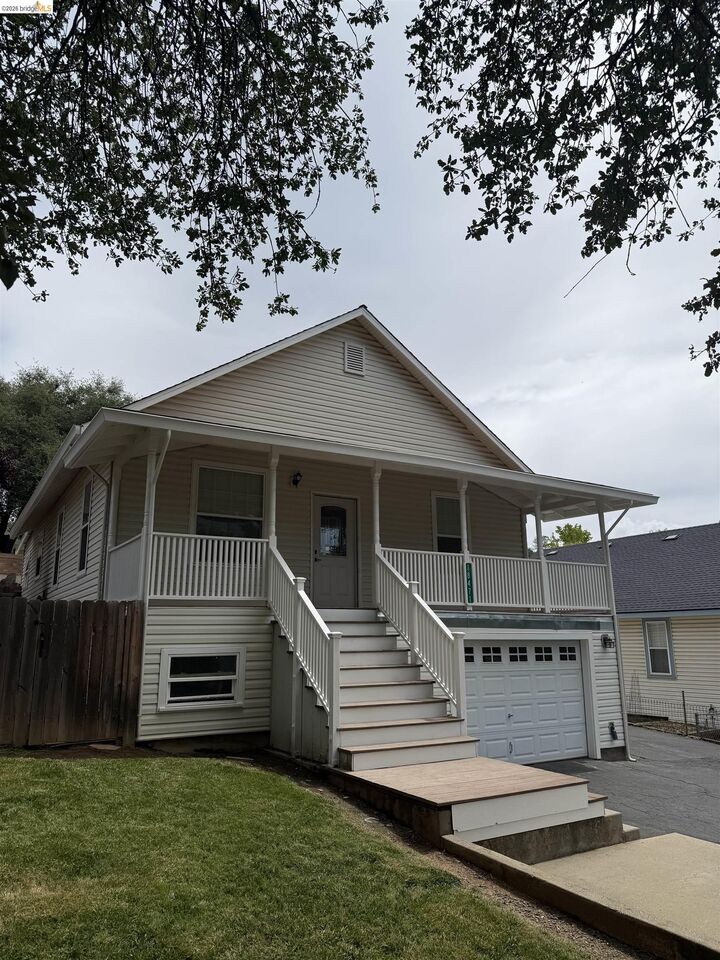 Property Photo:  18471 Carter Street  CA 95379 