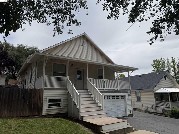 Property Photo: 18471 Carter Street CA 95379