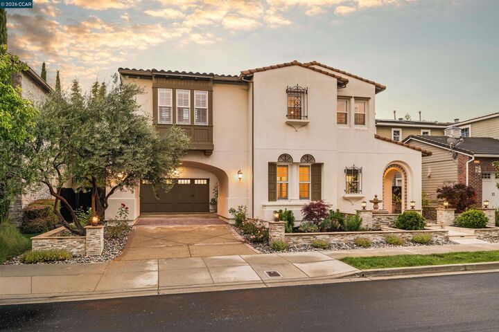 Property Photo:  5325 Pembroke Way  CA 94582 