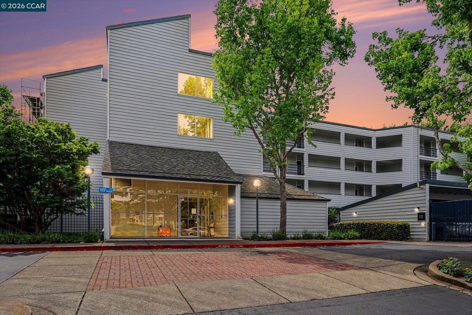 Property Photo:  1207 Melville Sq 314B  CA 94804 