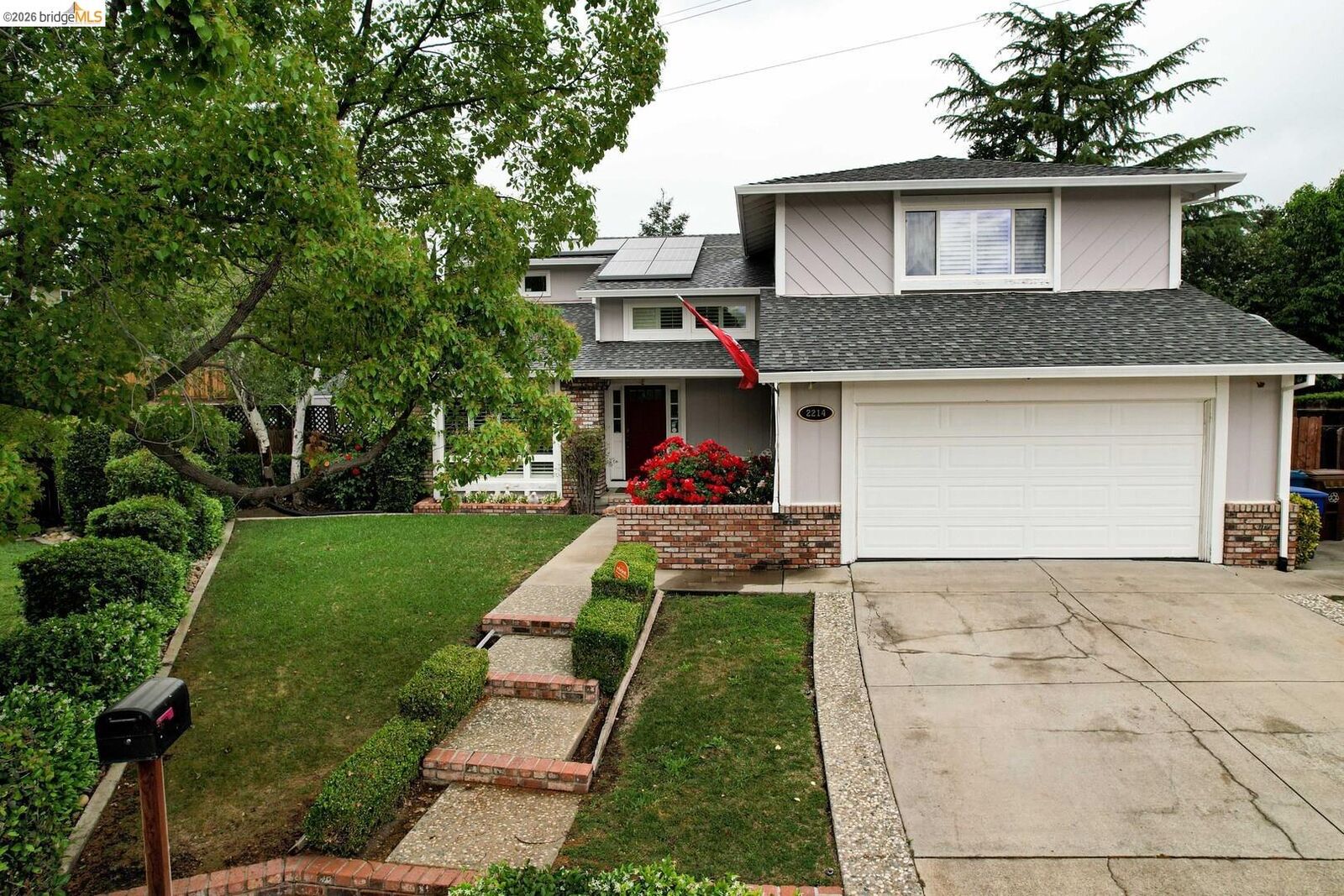 Property Photo:  2214 Peyton Ct  CA 94509 