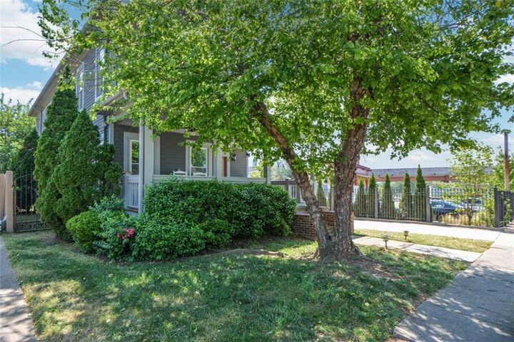 Property Photo:  64 Howell Street SE  GA 30312 