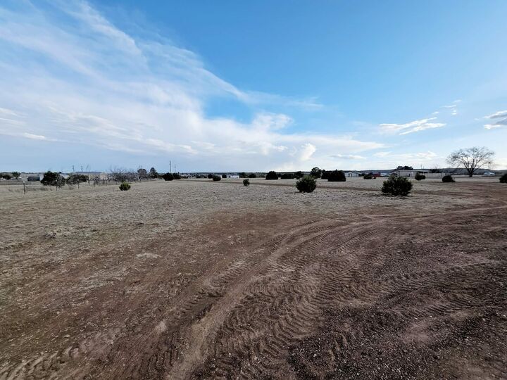Property Photo:  8 Birch Road  NM 87015 