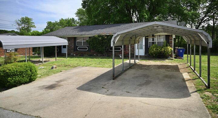 Property Photo:  1845 Green Drive NW  TN 37311 