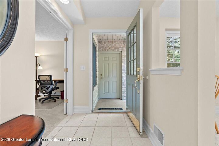 Property Photo:  6212 E Timber View Drive  MI 48823 