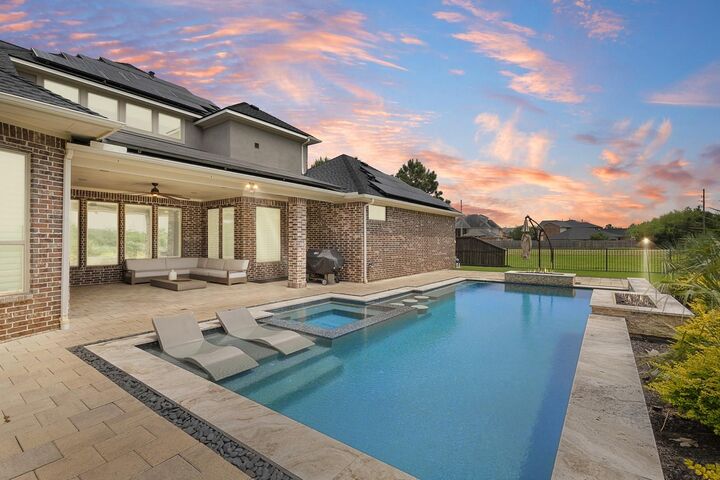 Property Photo:  5614 E Wimberly Briar Lane  TX 77441 
