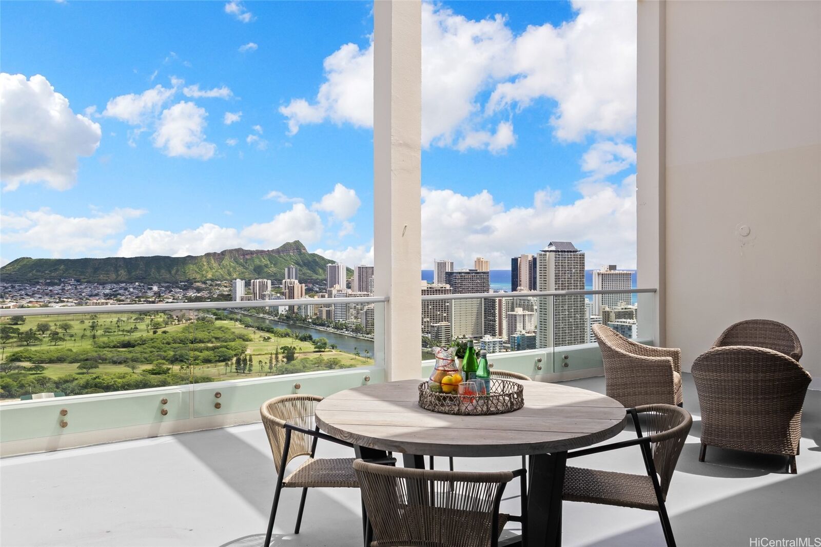 Property Photo:  555 University Avenue Ph1  HI 96826 