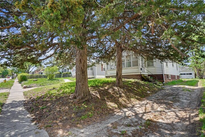 Property Photo:  3906 Cornell Street  IA 50313 