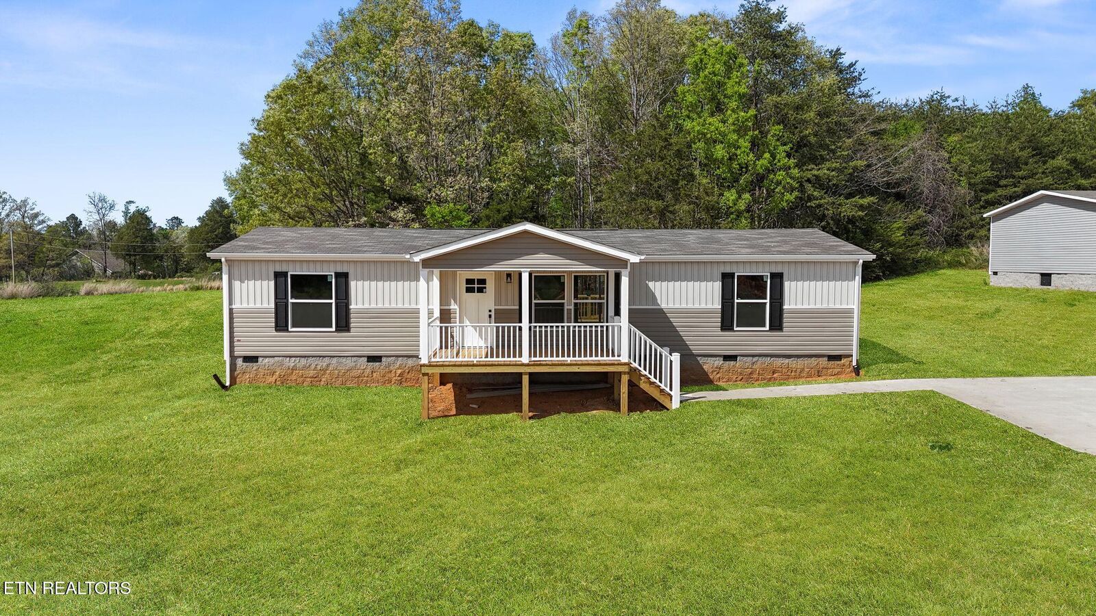 Property Photo:  209 County Road 784A  TN 37331 