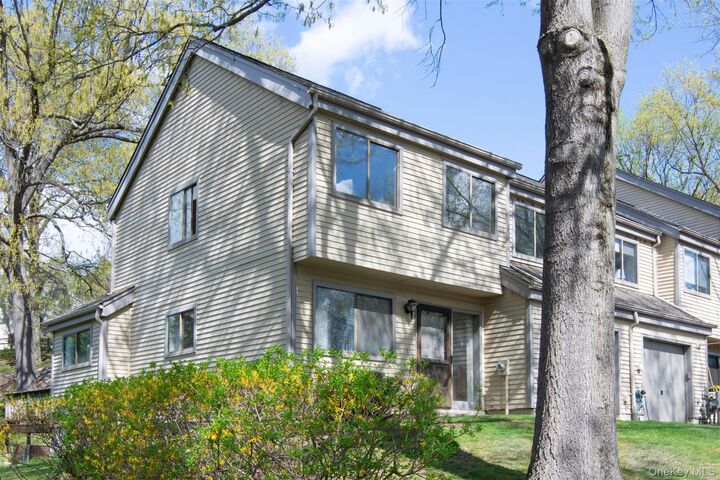 Property Photo:  1501 Hunters Run  NY 10522 