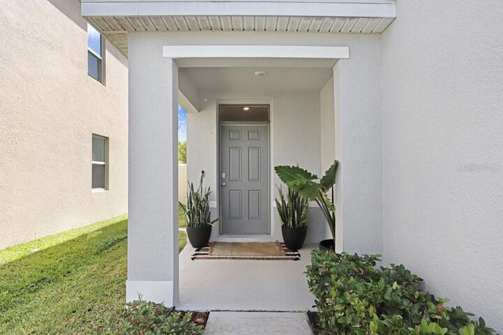 Property Photo:  3044 Suncoast Plains Drive  FL 33556 
