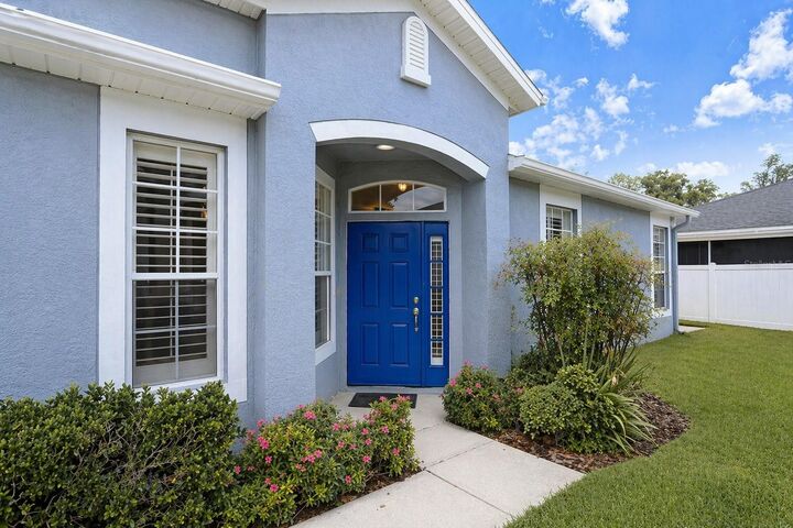Property Photo:  8531 Acorn Ridge Court  FL 33625 