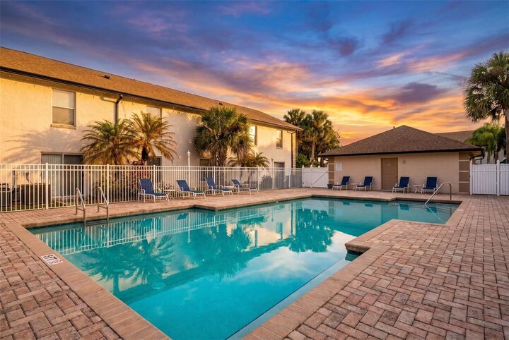 Property Photo: 3651 N Goldenrod Road D102 FL 32792