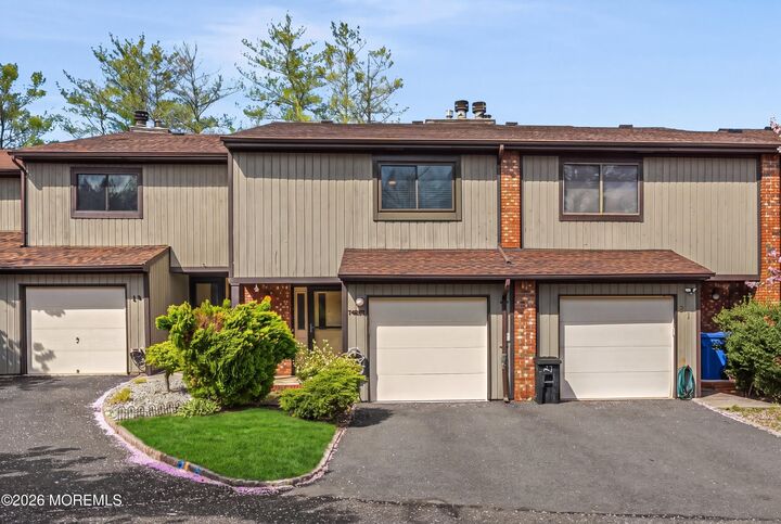 Property Photo:  20 Arrowsmith Court  NJ 07747 