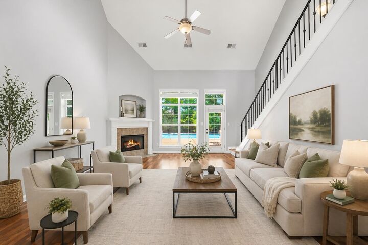 Property Photo: 12016 Cranston Dr TN 38002