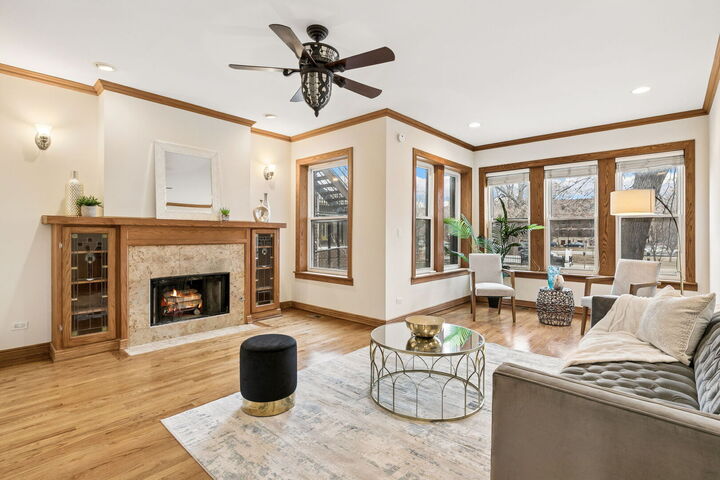 Property Photo:  2210 N Kedzie Boulevard 1N  IL 60647 