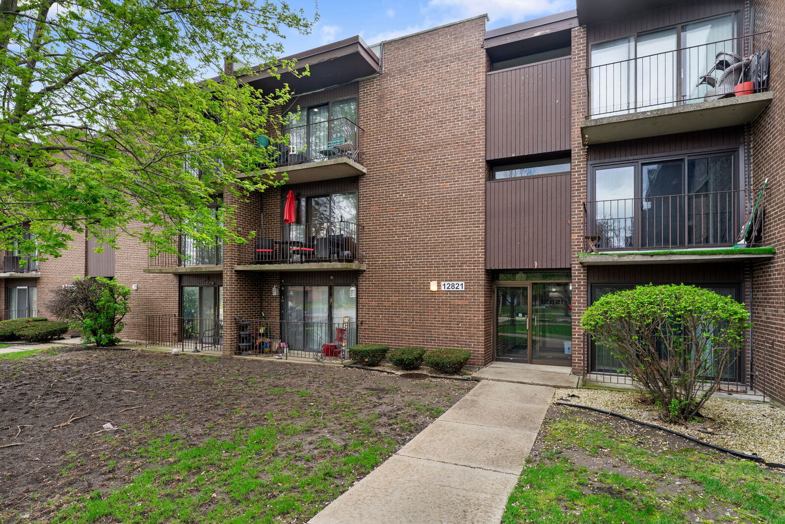 Property Photo:  12821 S Kenneth Avenue B3  IL 60803 