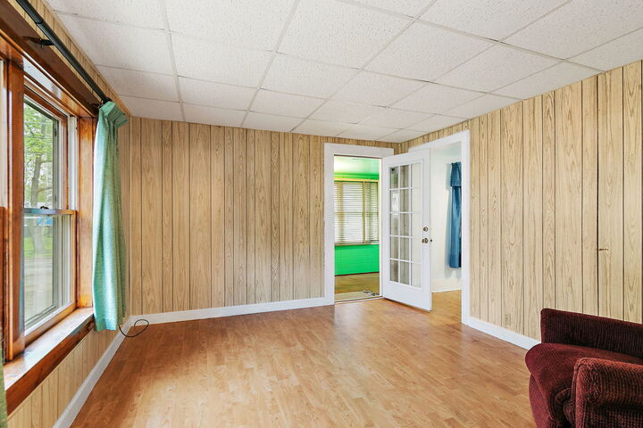 Property Photo: 148 Holly Street IL 60115