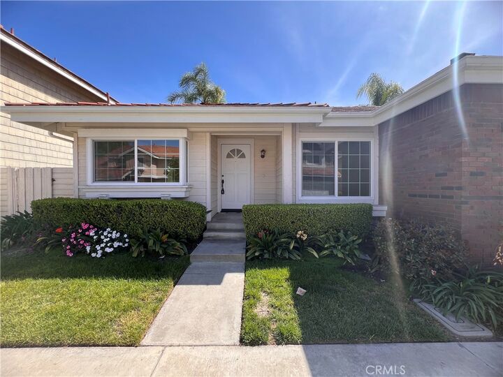 Property Photo:  2026 Arapahoe  CA 92782 