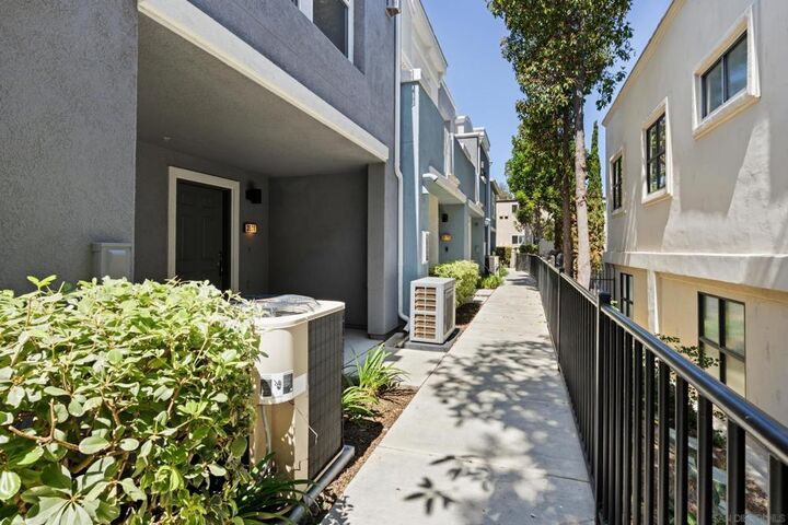 Property Photo:  3538 Shoreline Bluff Lane  CA 92110 