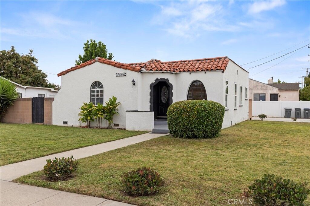 Property Photo:  15032 S Mariposa Avenue  CA 90247 