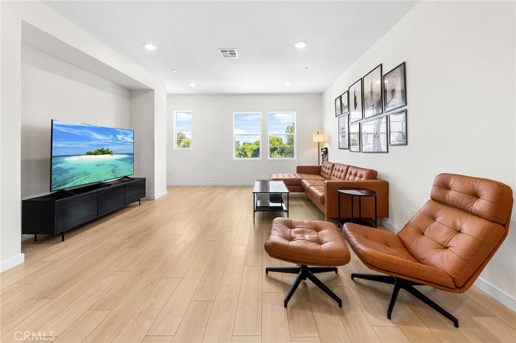 Property Photo:  4352 Alamo Lane  CA 91006 