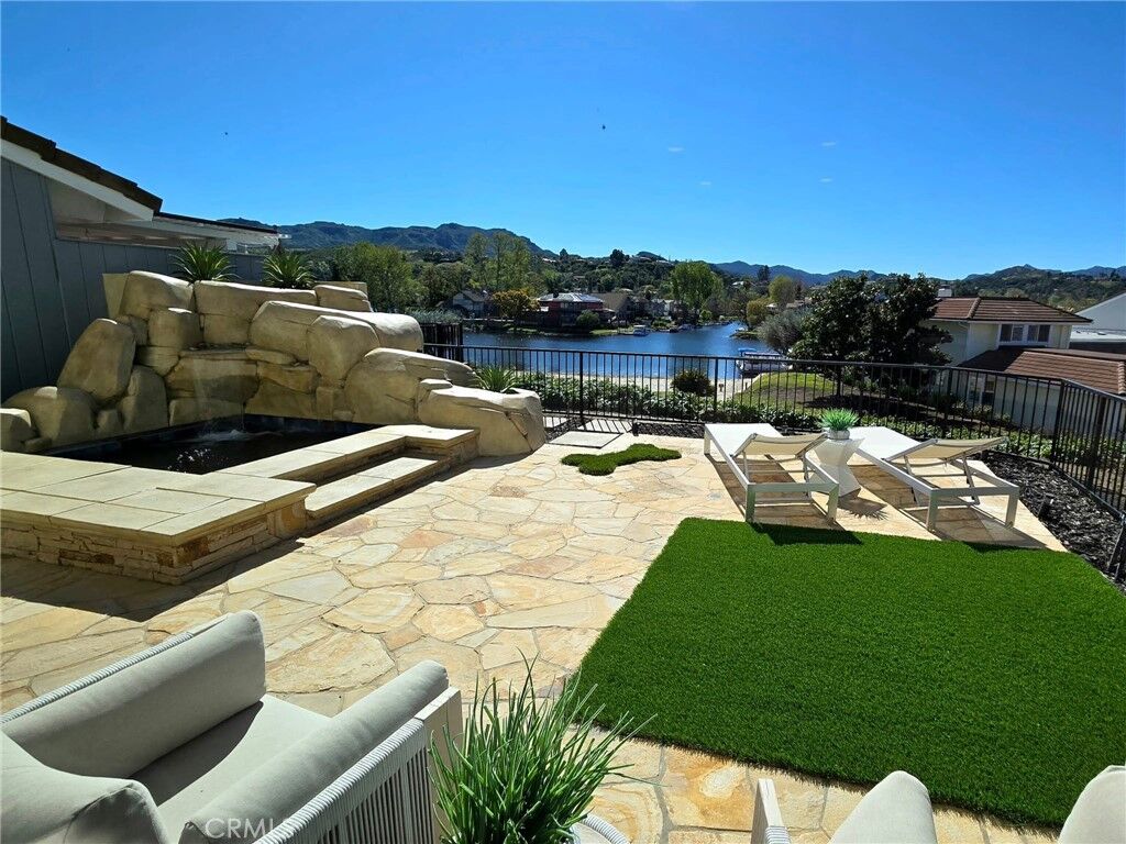 Property Photo:  32133 Harborview Lane  CA 91361 