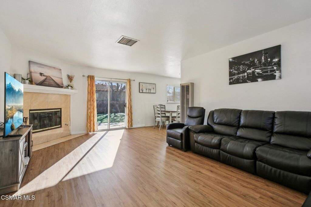 Property Photo:  546 E Nugent Street  CA 93535 