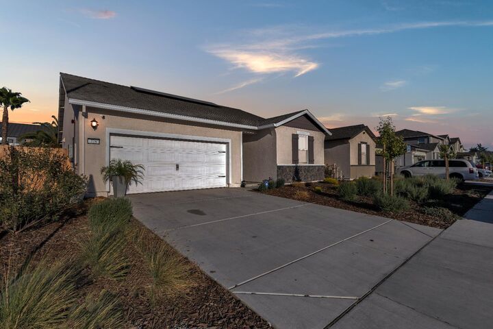 Property Photo:  778 S Rapallo Street  CA 95215 