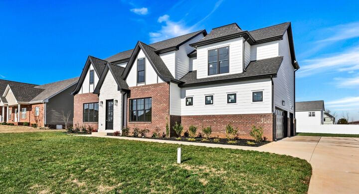 Property Photo:  2457 Ellsworth Dr  TN 37043 