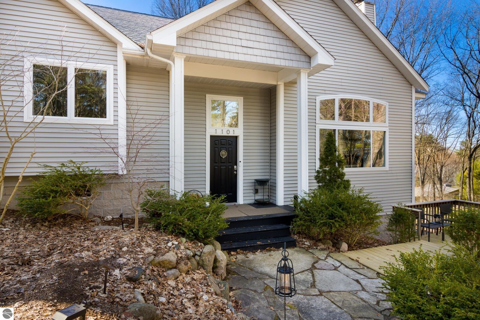 Property Photo:  1101 Quaker Valley Drive  MI 49686 