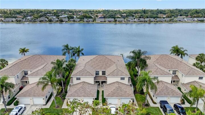 Property Photo: 3330 W Crown Pointe Blvd 101 FL 34112