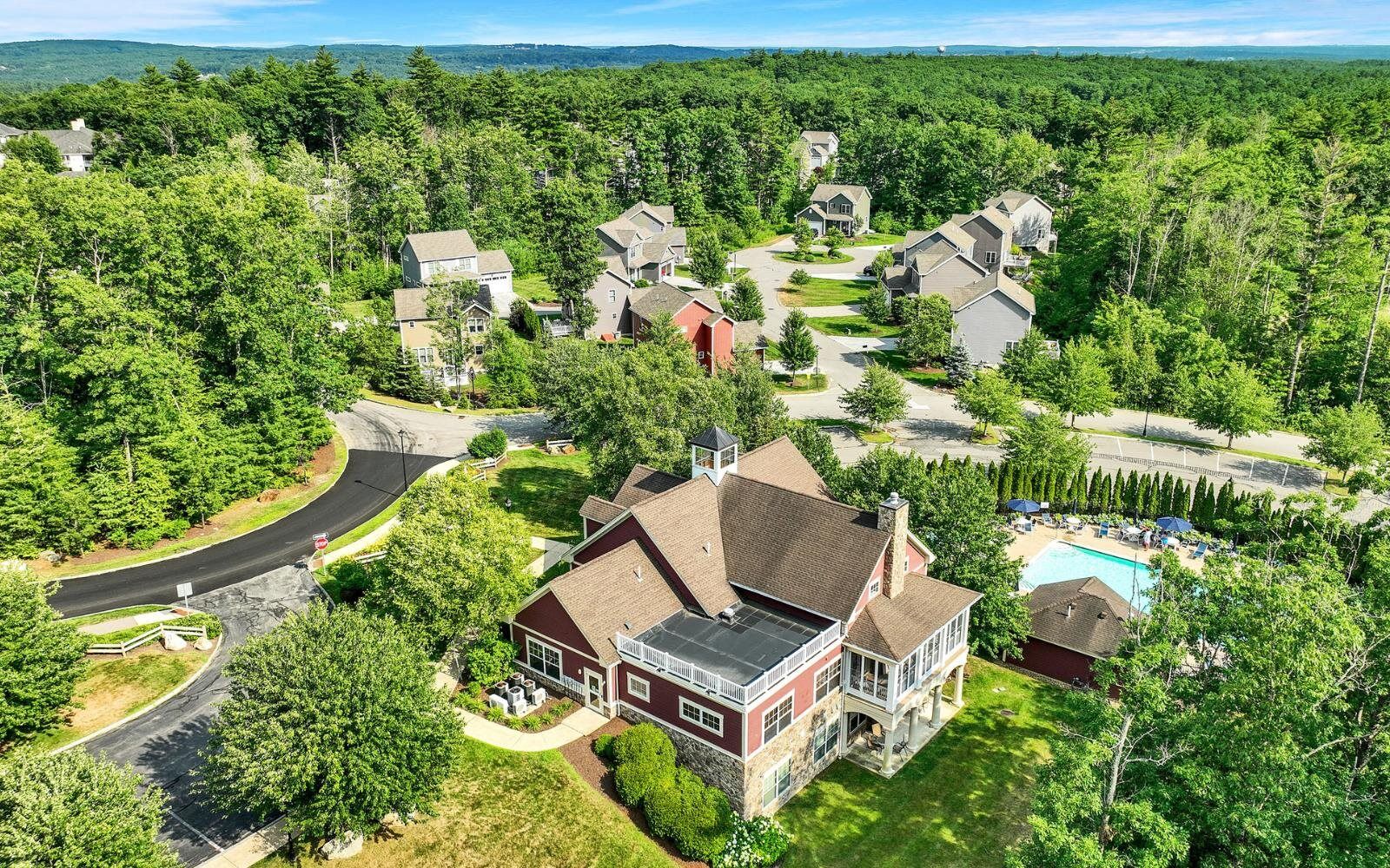 Property Photo:  163 Woodview Way  NH 03102 