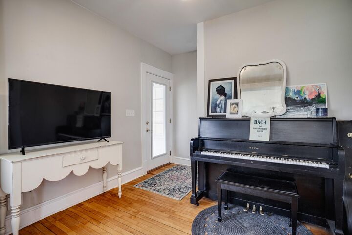 Property Photo:  3521 Girard Avenue S  MN 55408 