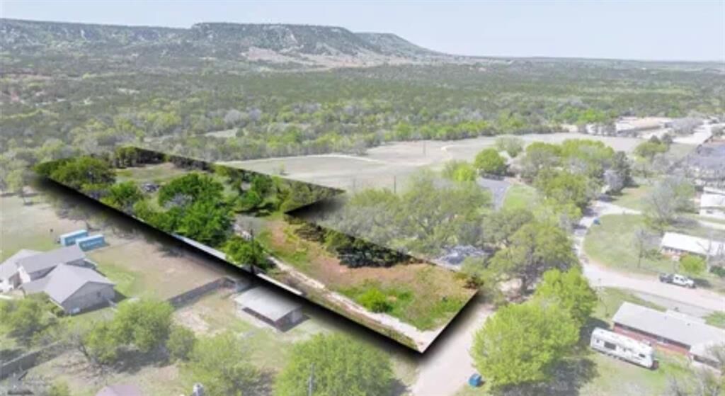 Property Photo: 210 N William Street A TX 79508