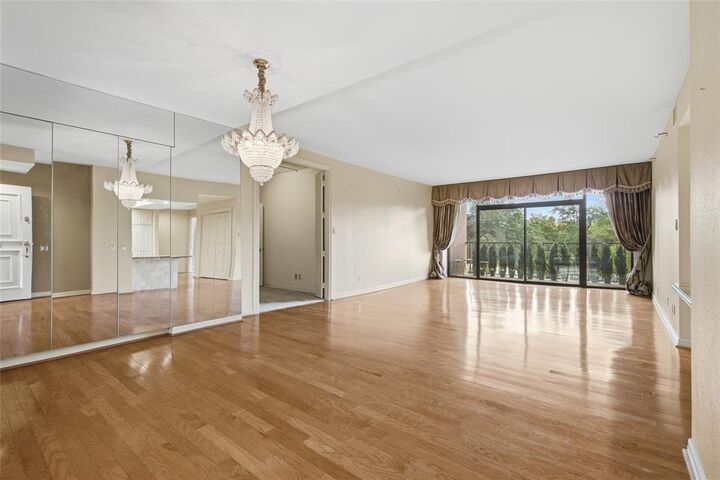 Property Photo:  5200 Keller Springs Road 310  TX 75248 