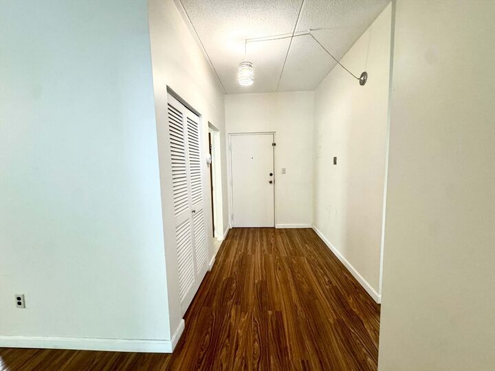 Property Photo:  80 North Warren 20  MA 01801 