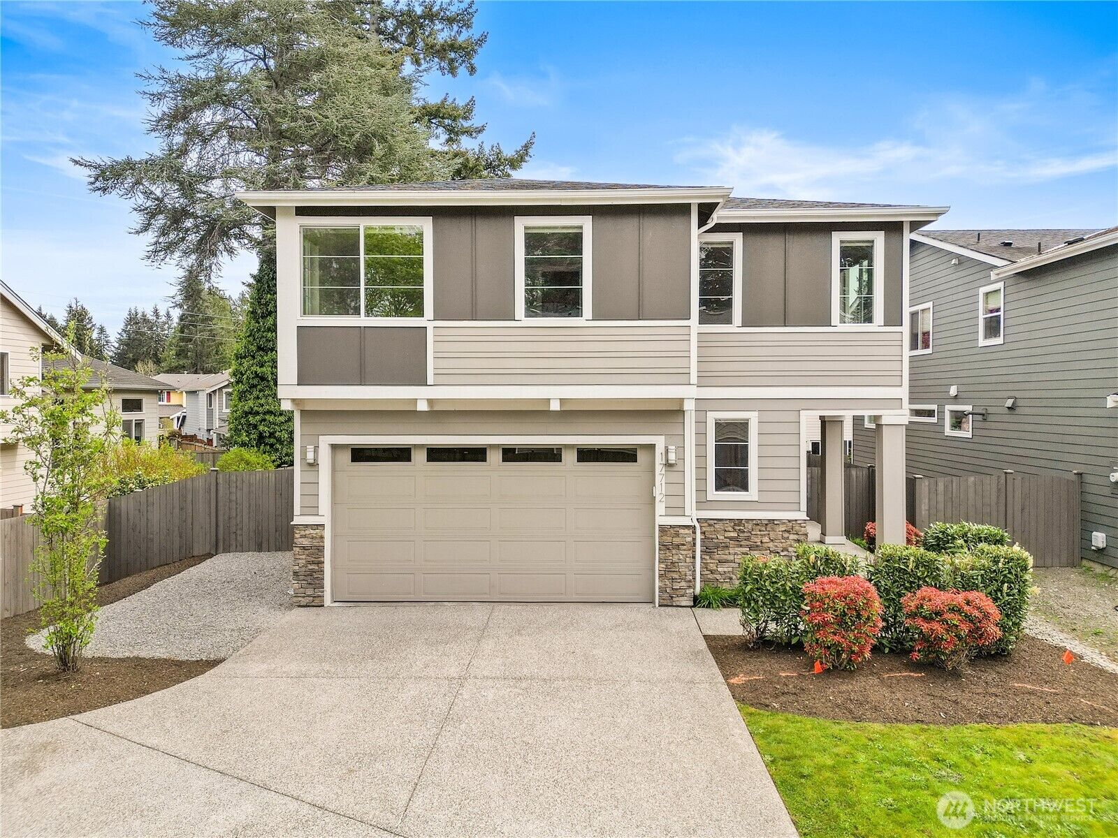 Property Photo:  17712  88th Place NE  WA 98011 