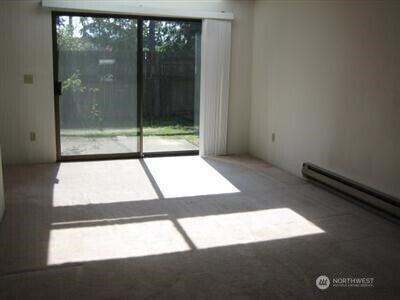 Property Photo: 10135 NE 137th Place 11 WA 98034