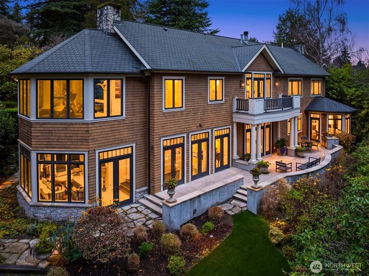 Property Photo: 3814 E John Street WA 98112