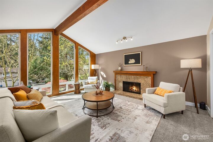 Property Photo:  22018 SE 35th Street  WA 98075 