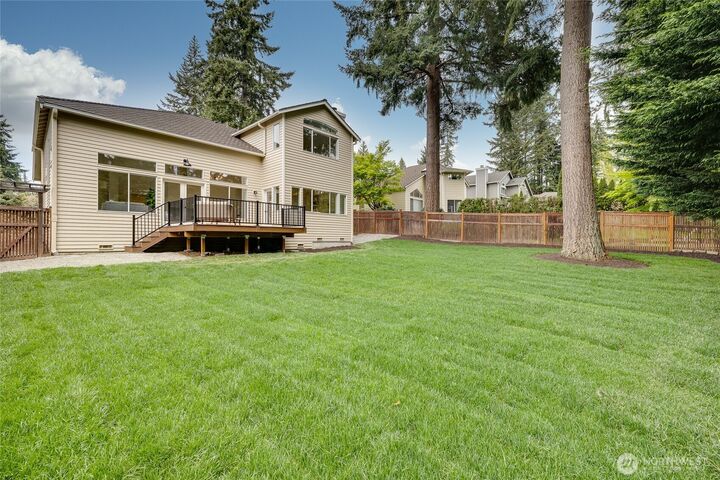 Property Photo:  1406  144th Street SE  WA 98012 