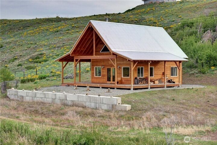 Property Photo: 21 Grouse Hollow Lane WA 98856