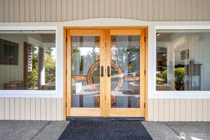 Property Photo:  9174  Belted Kingfisher  WA 98230 