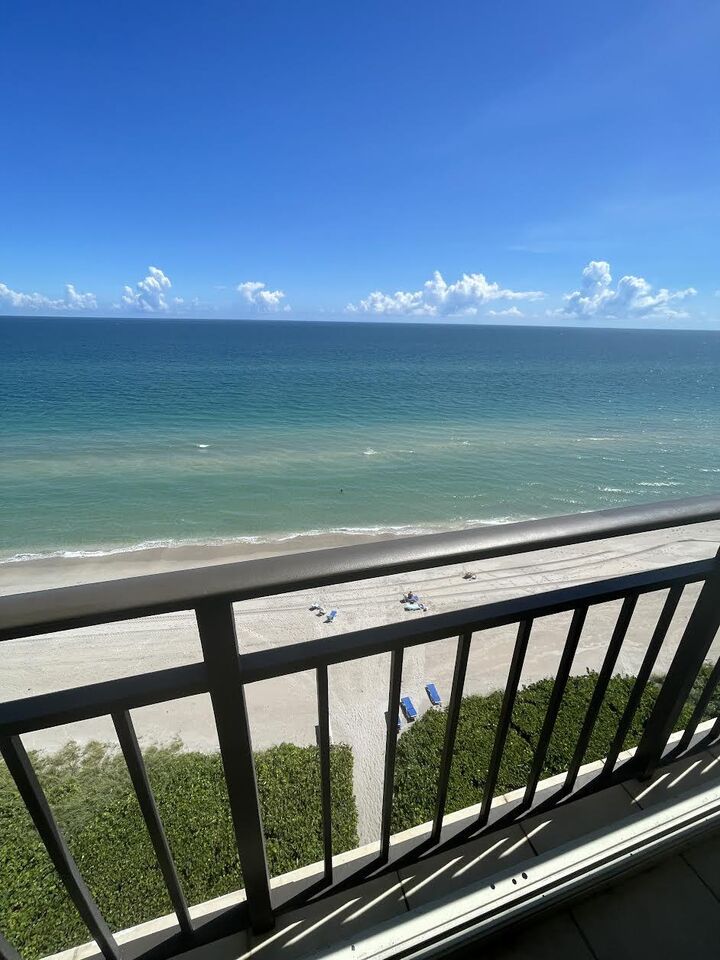 Property Photo:  3009 S Ocean Boulevard Ph1  FL 33487 