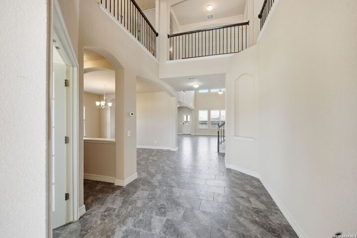 Property Photo:  5044 Forest Oak  TX 78108 
