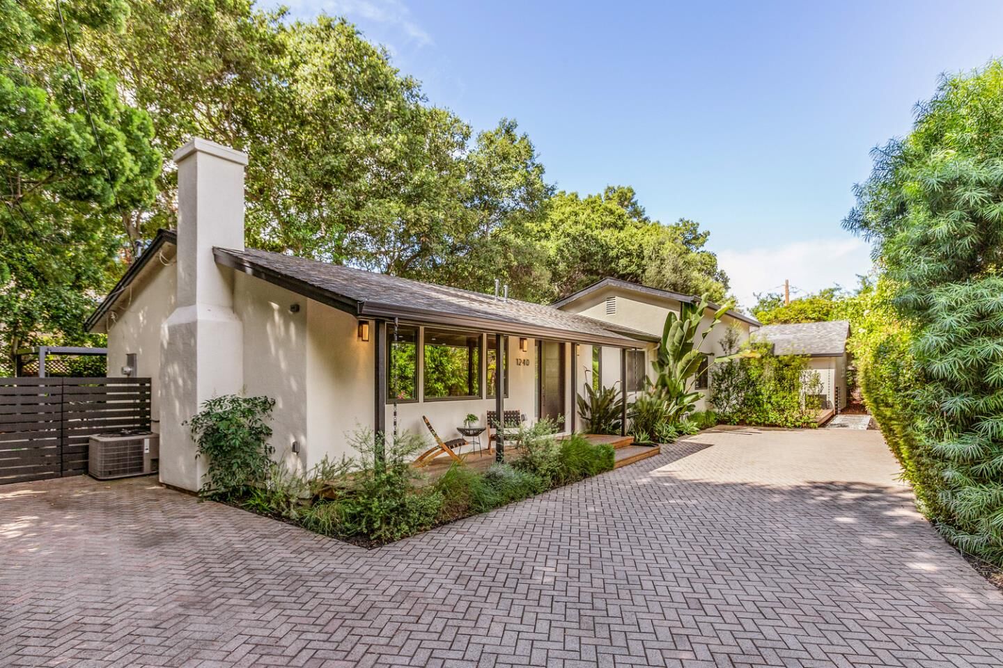 Property Photo:  1240 Colonial Oaks Drive  CA 94024 